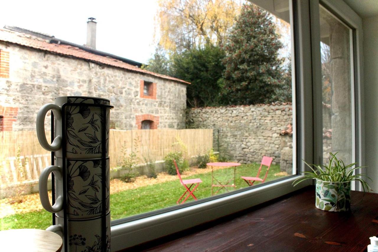 Superbe Appartement Avec Jacuzzi Et Jardin Prive Marlhes Εξωτερικό φωτογραφία